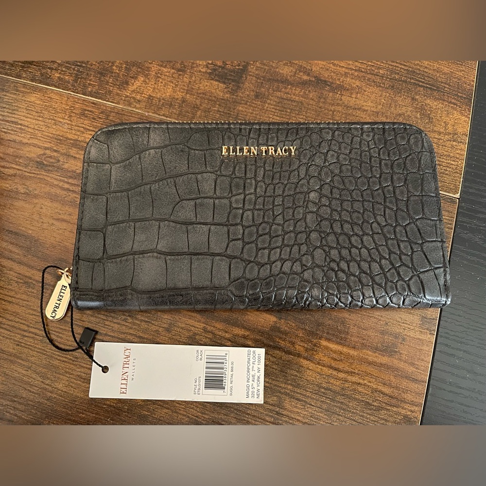 Ellen Tracy Black Croc Embossed Clutch wallet